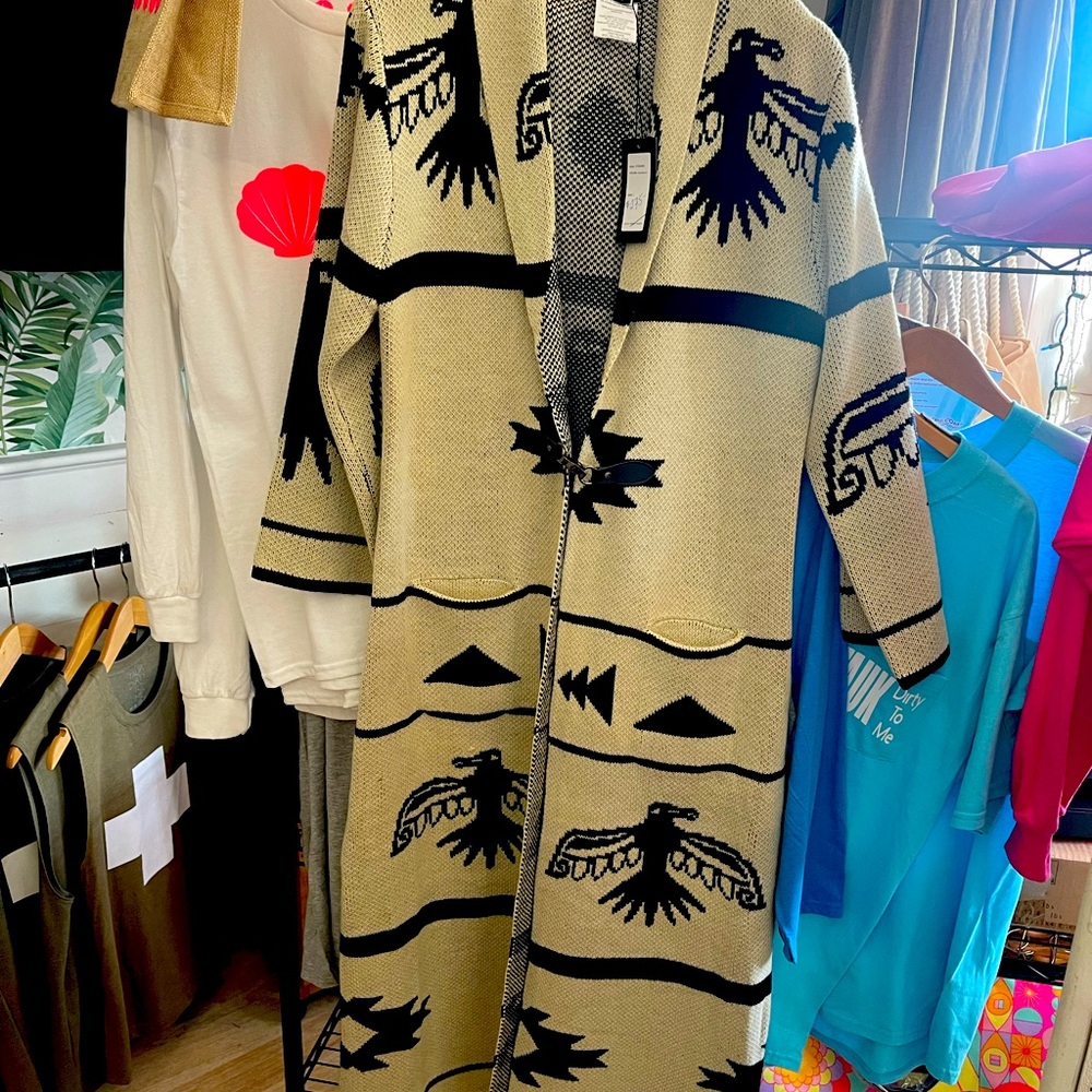 Vertigo native design sweater
